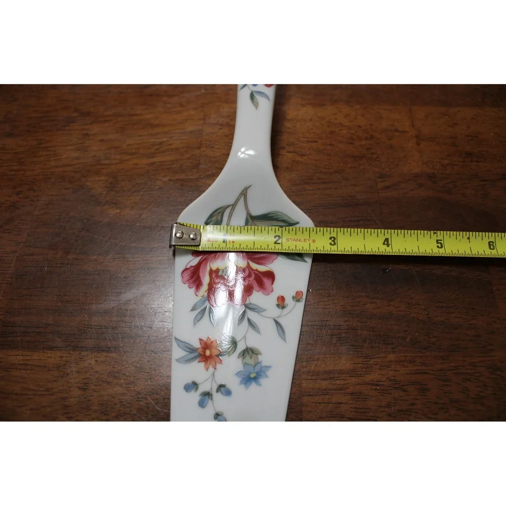 Noritake Floral Ceramic Cake Server White Porcelain Made in Japan Vintage Style